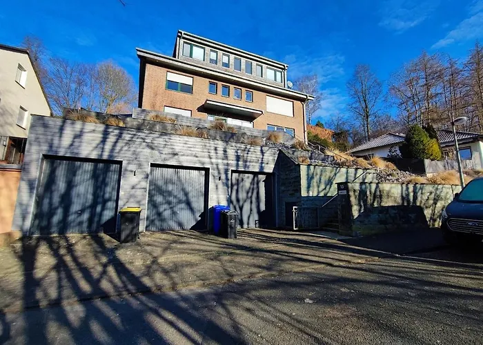 Ferien - Und Monteurwohnung Am Freibad Bueren (Westphalia)